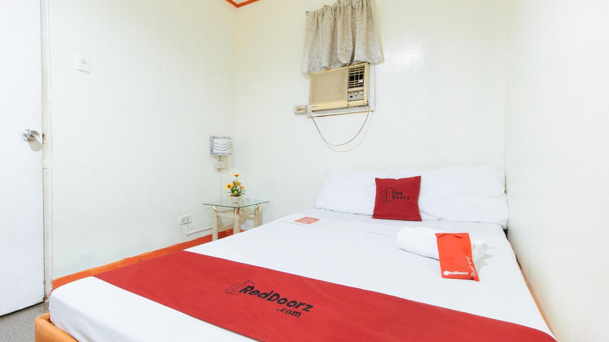 Reddoorz Near East Avenue Medical Center Hotel Кесон Сити Екстериор снимка