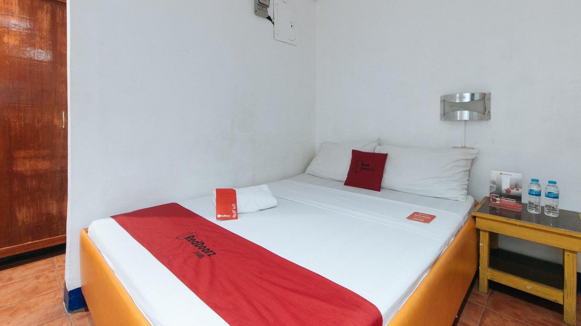 Reddoorz Near East Avenue Medical Center Hotel Кесон Сити Екстериор снимка