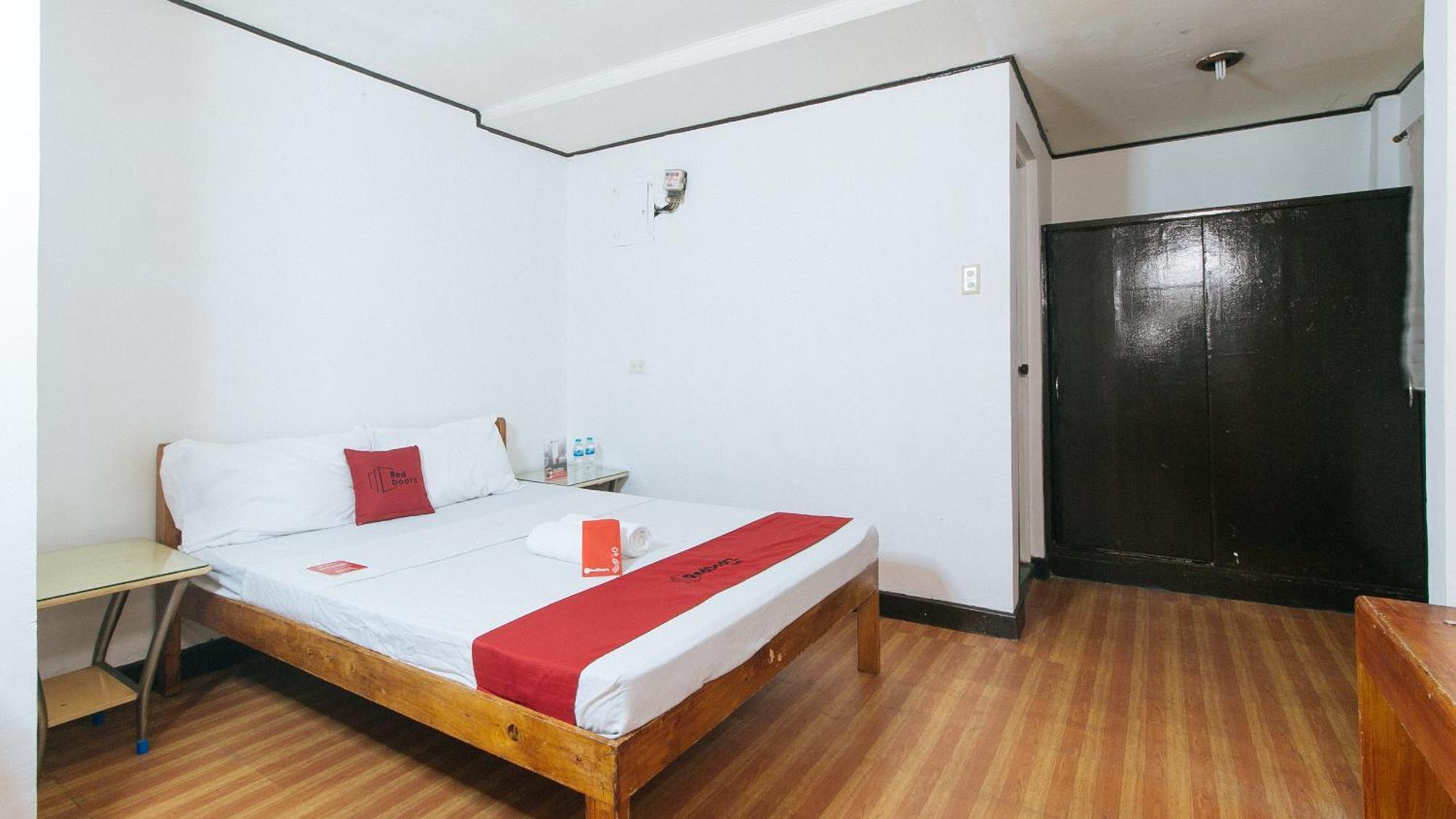 Reddoorz Near East Avenue Medical Center Hotel Кесон Сити Екстериор снимка