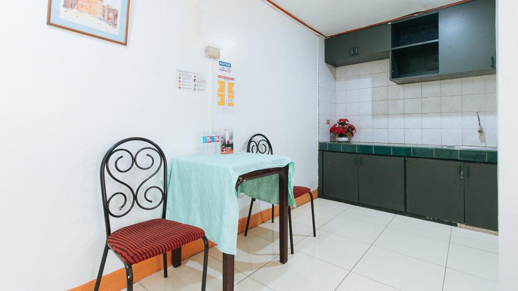 Reddoorz Near East Avenue Medical Center Hotel Кесон Сити Екстериор снимка