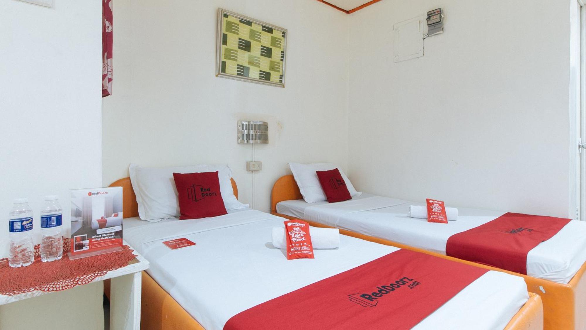 Reddoorz Near East Avenue Medical Center Hotel Кесон Сити Екстериор снимка